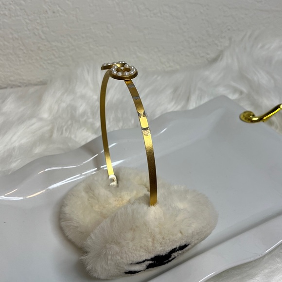 CHANEL VINTAGE  Black and White Fur Earmuffs - Picture 5 of 8